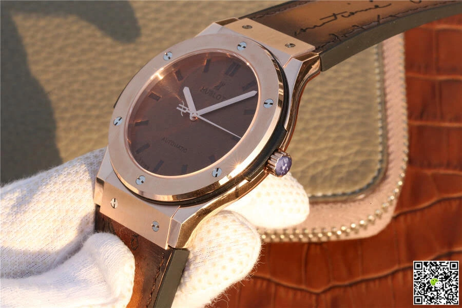 Hublot Classic Fusion 511.OX.0500.VR.BER16 TW Factory 1:1 Best Edition Replica Watch Cowhide strap